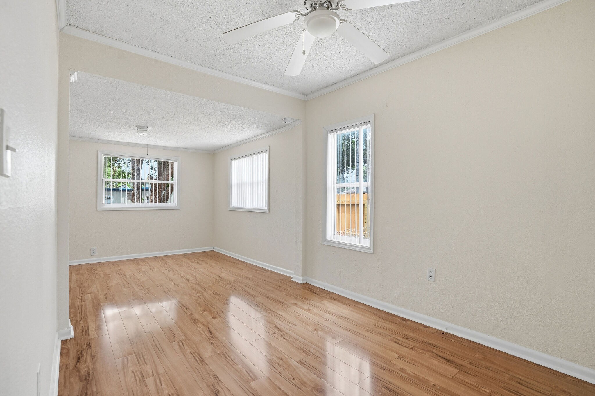Building Photo - 1262 Woodlawn Ter