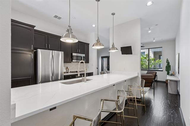 Building Photo - 4312 McKinney Ave