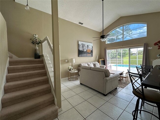 Building Photo - 2227 Mallory Cir