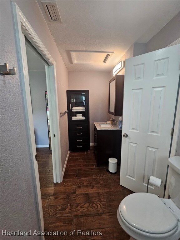 Building Photo - 4702 Mercado Dr