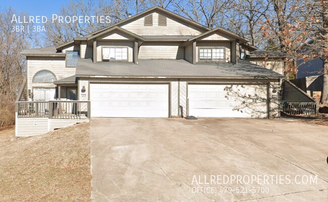 Primary Photo - 2944 E Sterling Ct