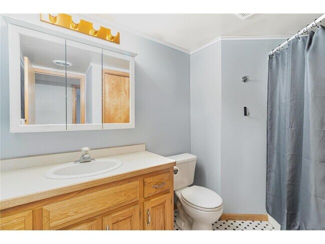 Building Photo - 8345 Grace Ct