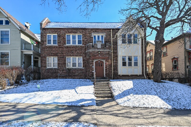 Building Photo - 1820 N 1st St