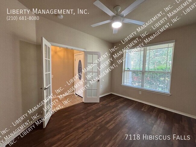 Building Photo - 7118 Hibiscus Falls