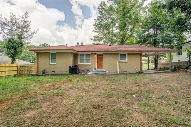 Building Photo - 2987 Belvedere Ln