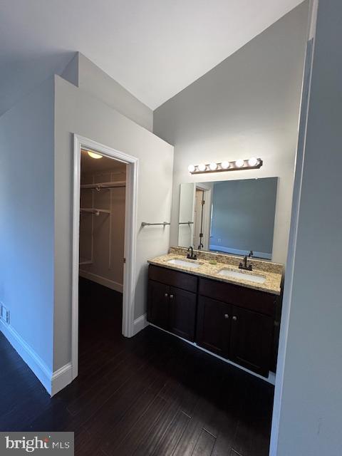 Building Photo - 15661 Montview Dr