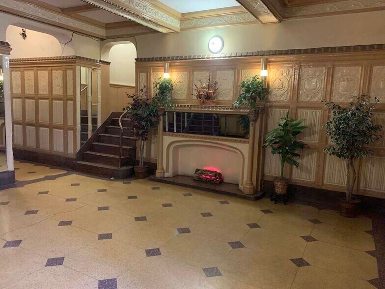 Building Photo - 240 Ocean Pkwy