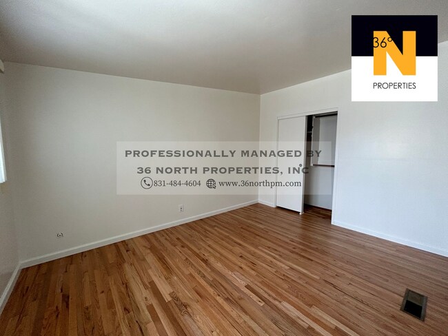 Building Photo - Charming 3 Bed/2 Bath Home with Bonus Room...