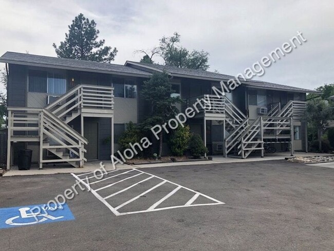 Primary Photo - 1115 N Arthur Ln