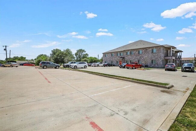 Building Photo - 512 E Hazelwood St