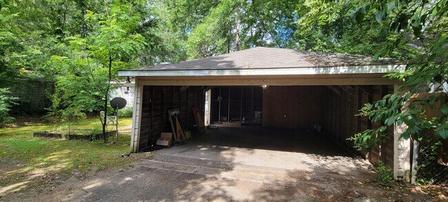 Building Photo - 1624 Myrtle St