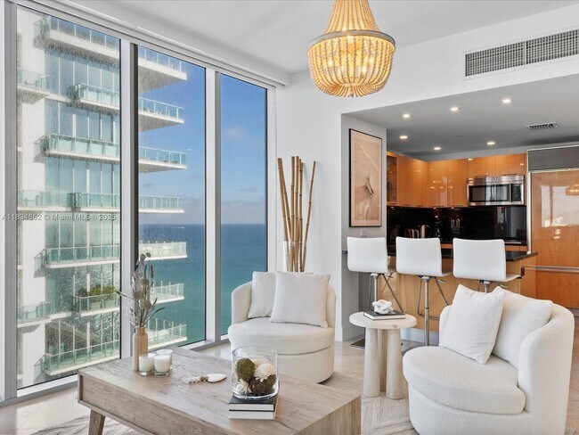 Building Photo - 6899 Collins Ave