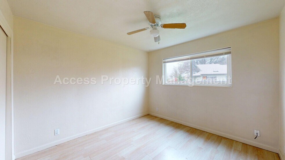 Building Photo - 143 Marilyn Ave