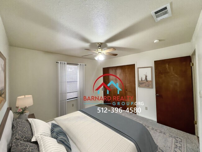 Building Photo - 1404 Earle St