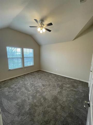 Building Photo - 2912 Golfview Dr
