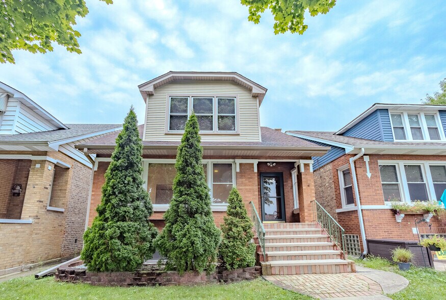 Primary Photo - 5250 N Lieb Ave