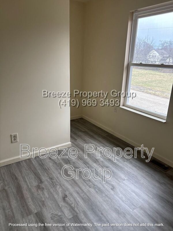 Building Photo - 434 Chicago Ave