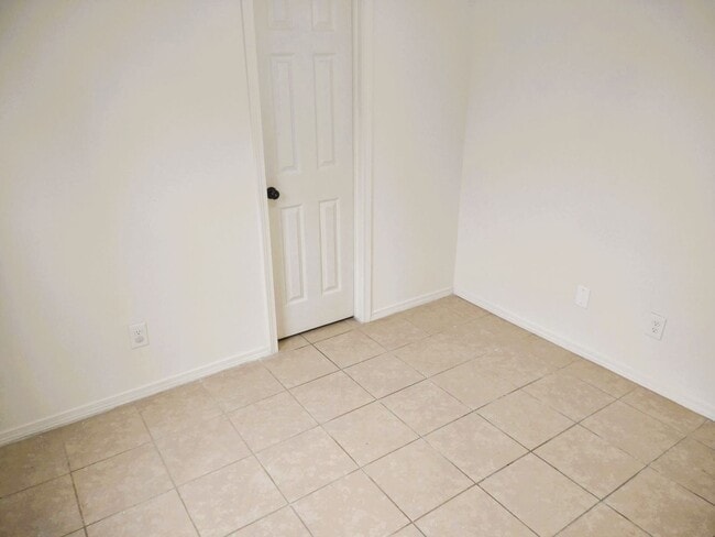 Building Photo - 9488 Landry McKee Ln