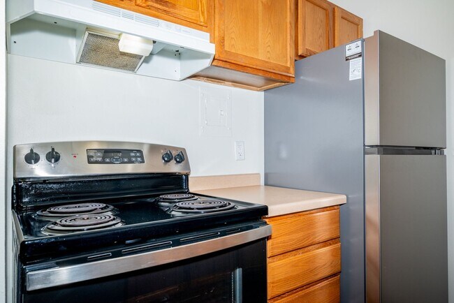 Building Photo - 1205 Emerald Terrace