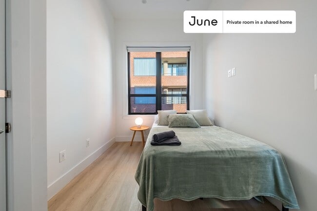 Building Photo - 2147 P St NW