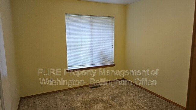 Building Photo - 3800 Megan Ln