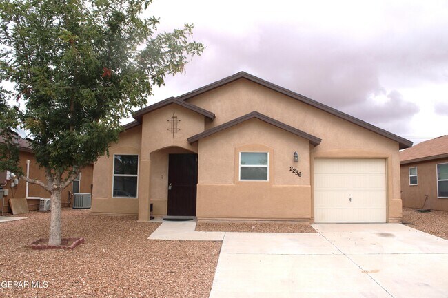Primary Photo - 2236 Sparrow Point St