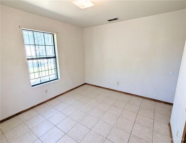 Building Photo - 301 Jessica Jane Ave