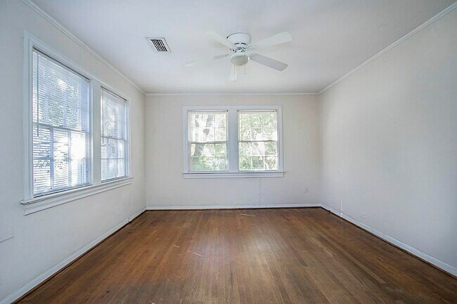Building Photo - 1843 Branard St