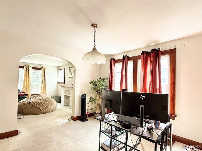 Building Photo - 245 Hamilton Dr