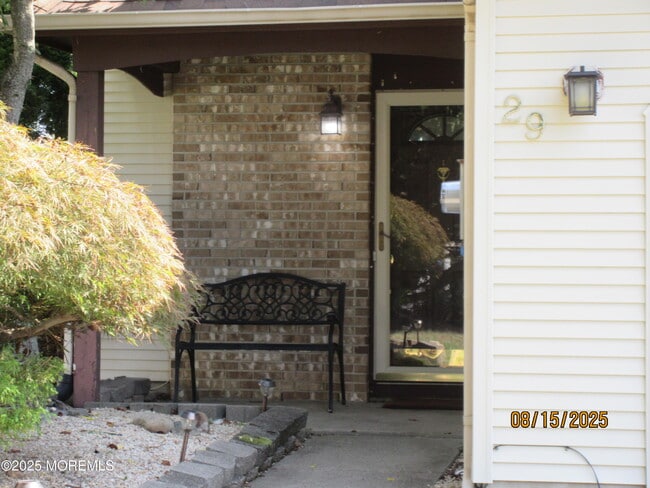 Building Photo - 29 Longbrook Ln