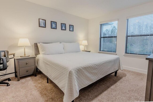 Building Photo - 4742 Terra Esmeralda Dr