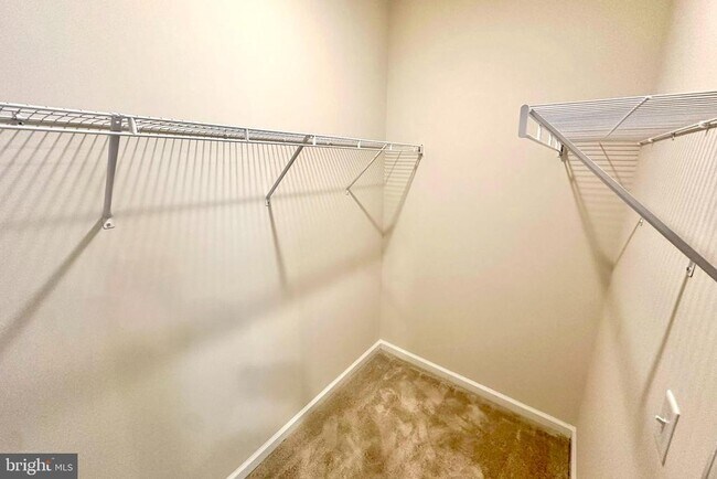 Building Photo - 1212 Parker Blvd