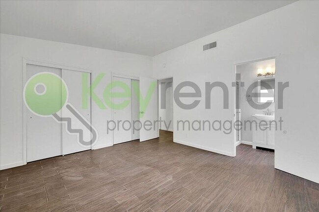 Building Photo - 8133 Molokai Way