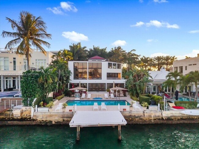 Building Photo - 279 N Hibiscus Dr