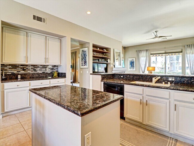 Building Photo - 77573 Ashberry Ct