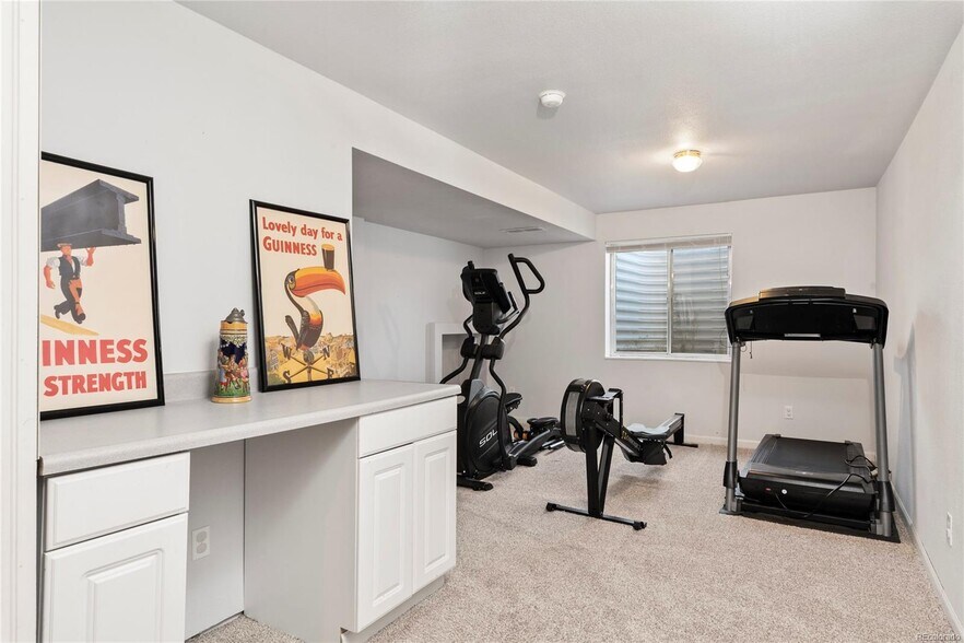 Building Photo - 14126 Petrel Dr