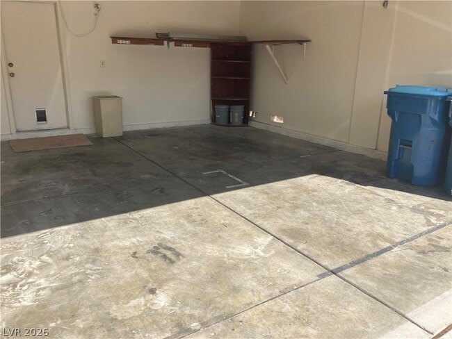 Building Photo - 1904 Cedar Bluffs Way