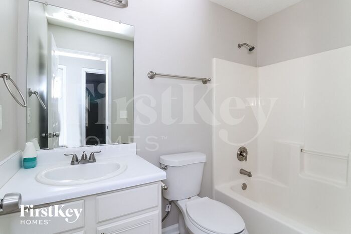 Building Photo - 1118 Summerstone Ln