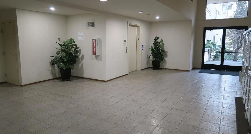 Building Photo - 39993 Fremont Blvd