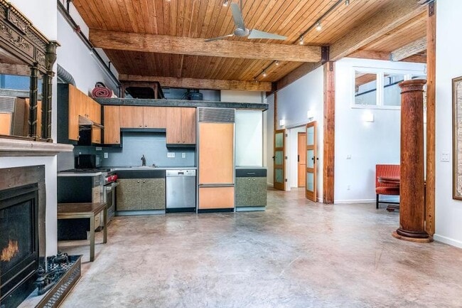 Building Photo - 1 bedroom in Seattle WA 98122