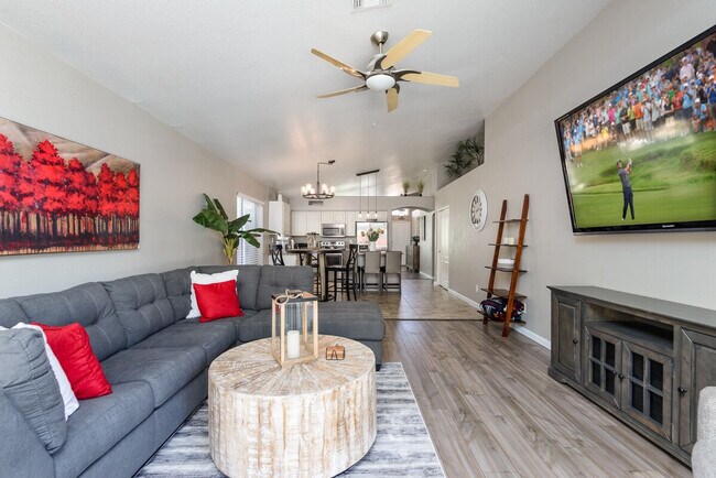 Building Photo - 7254 E Camino Del Monte