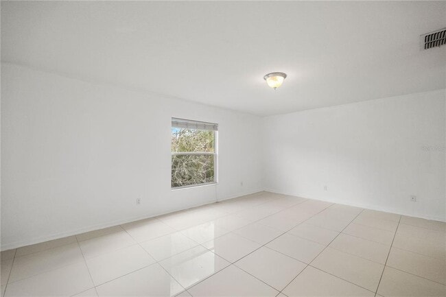 Building Photo - 9446 Leatherwood Ave