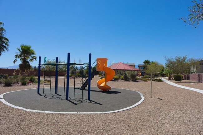 Building Photo - Brand New Gated 4-Bed, 3-Bath Townhome wit...