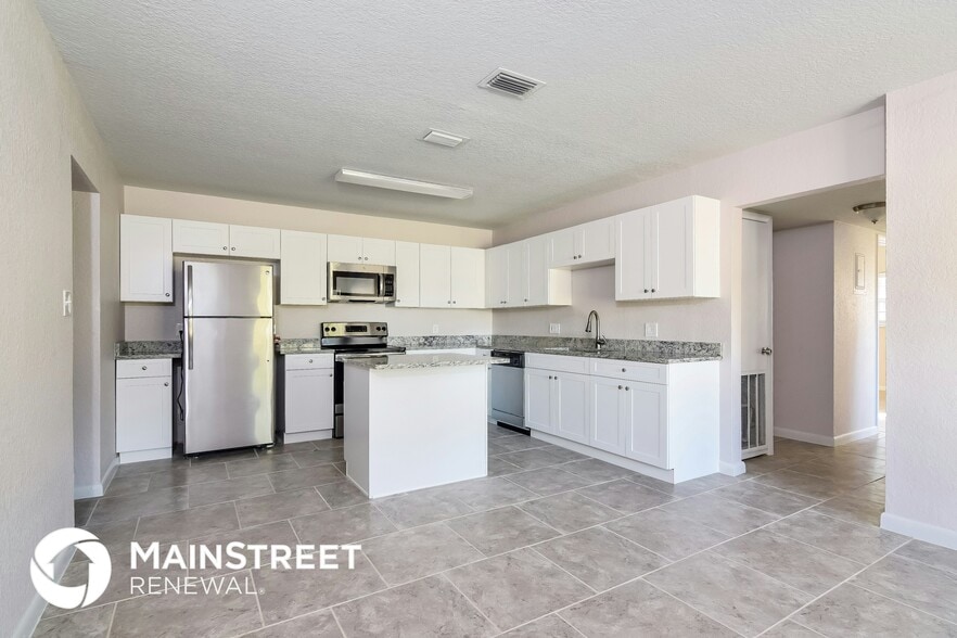 Building Photo - 3610 W Leila Ave