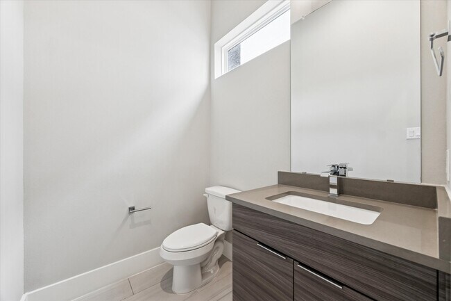 Building Photo - 1617 Wheeler Ave