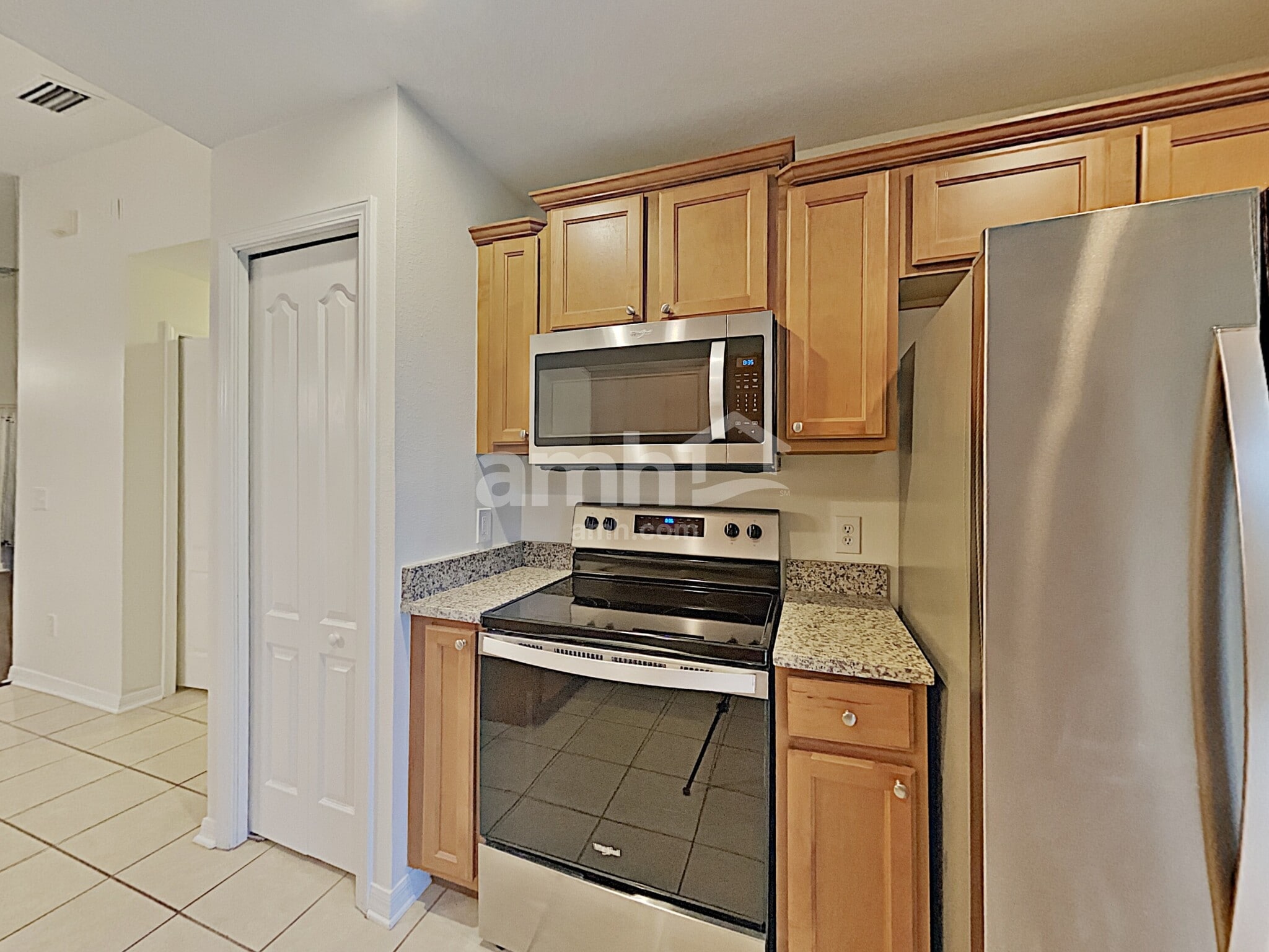 Building Photo - 8431 Deer Chase Dr