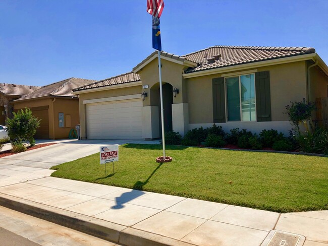 Building Photo - $2,295 Temperance & Shields, 3 Bedroom Hom...
