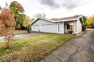 Building Photo - 2734 Hurley Way