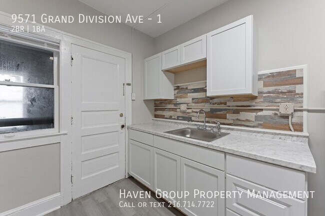 Building Photo - 9571 Grand Division Ave