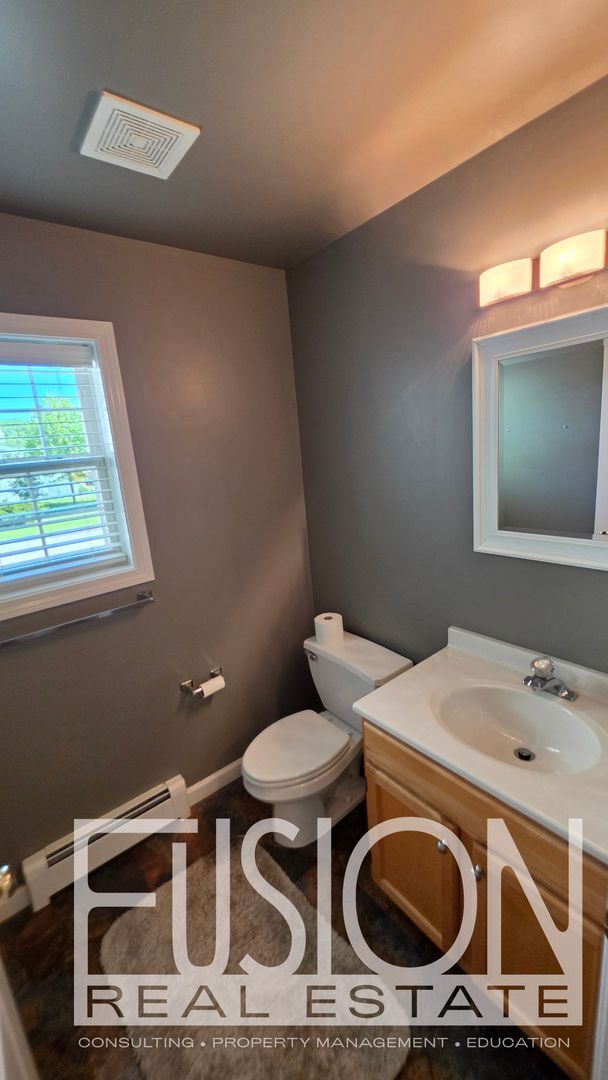 Building Photo - Elegant Four Bedroom Home in Dorset Farms!